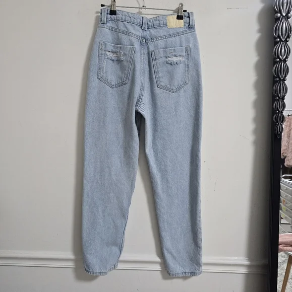 Zara high rise mom straight leg jeans size 2 - Picture 7 of 8